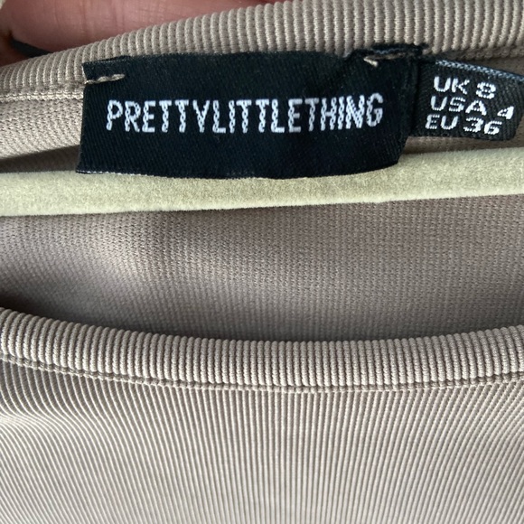 Pretty Little Thing Crop Top (NWOT) - Picture 5 of 5